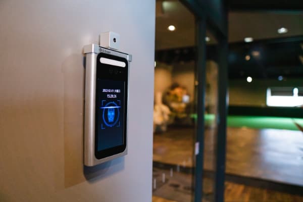 i8GOLF松本店のエントランスの様子