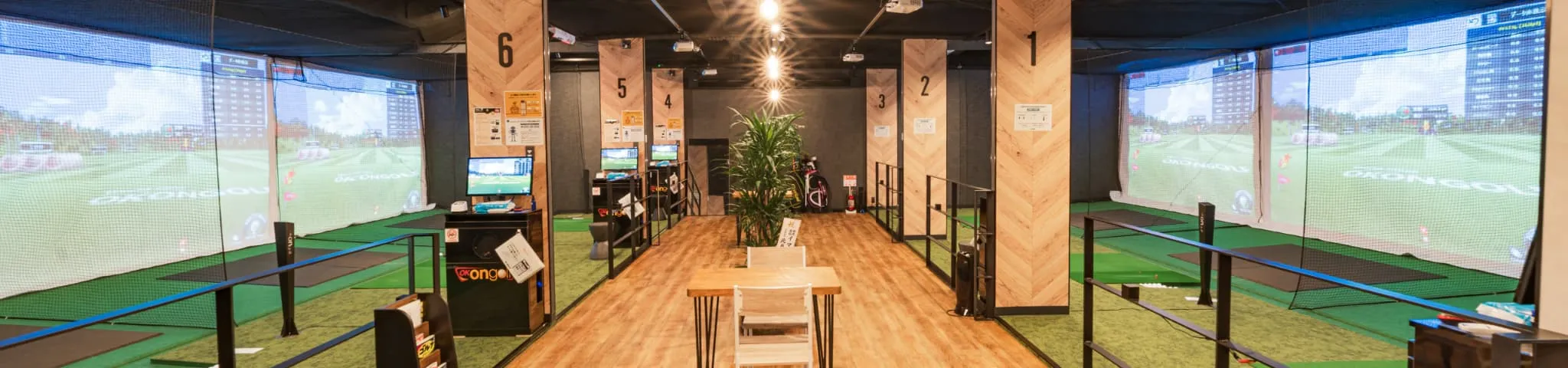 i8GOLF松本店の店内の様子